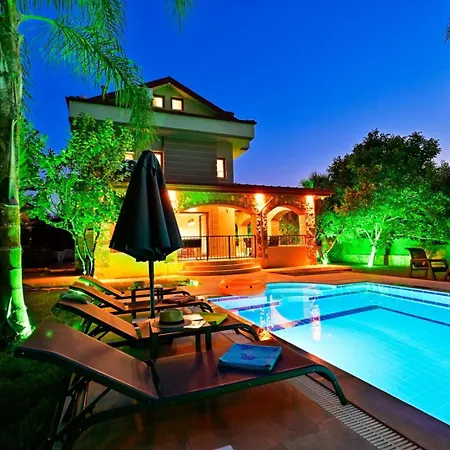 Kalamos Private For 10 People In Hisaroenue فيلة *