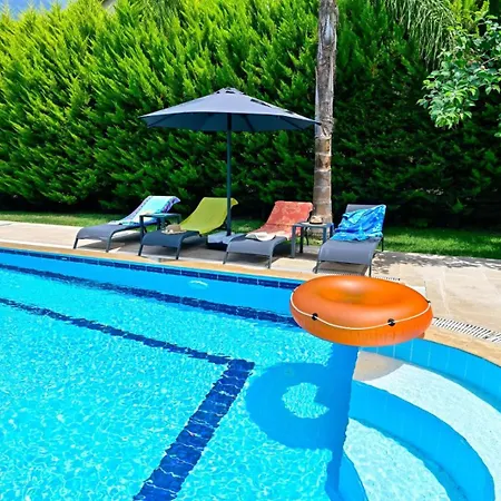 فيلة Kalamos Private For 10 People In Hisaroenue *