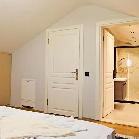 Kalamos Private For 10 People In Hisaroenue فيلة أولدينيس