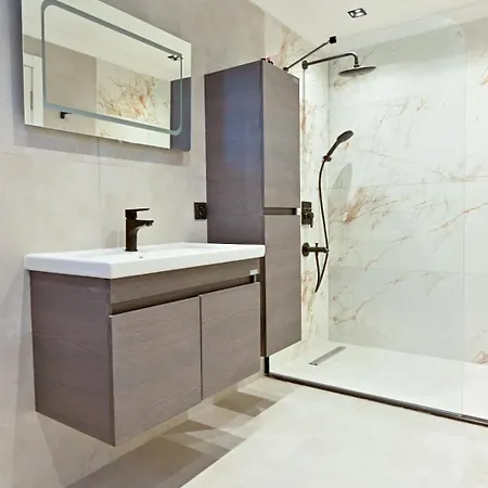 Kalamos Private For 10 People In Hisaroenue فيلة *